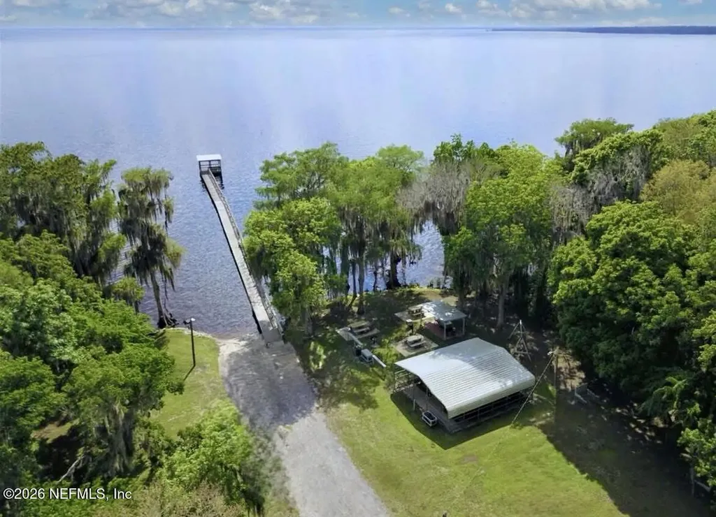 512 Dogwood Avenue Georgetown FL 32139