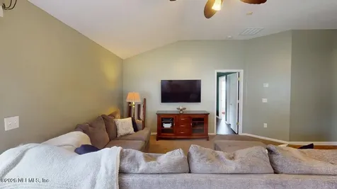 3559 Whisper Creek Boulevard Middleburg FL 32068