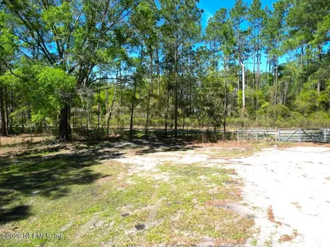 10200 Ebert Avenue Hastings FL 32145