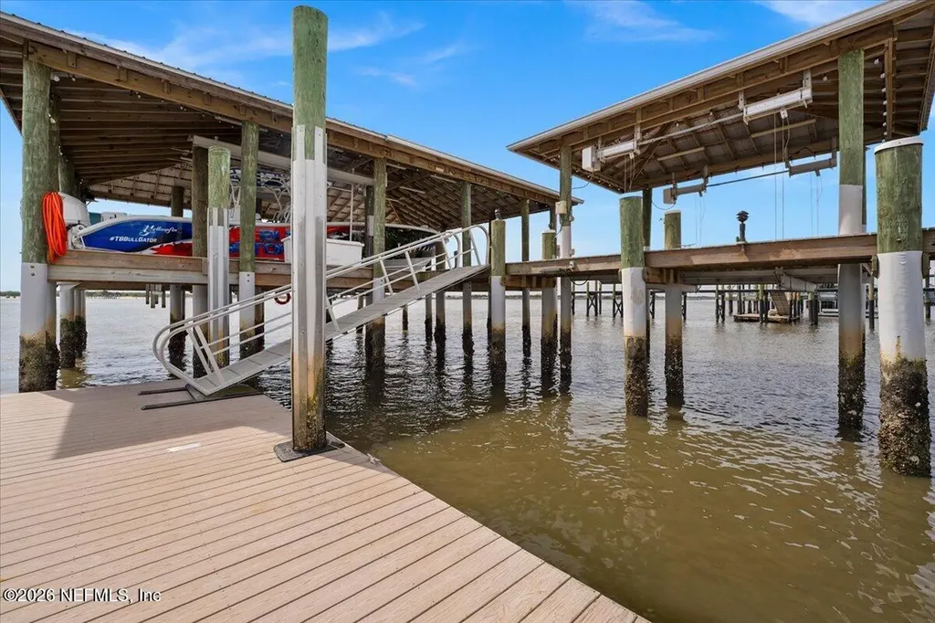 9136 Heckscher Drive Jacksonville FL 32226