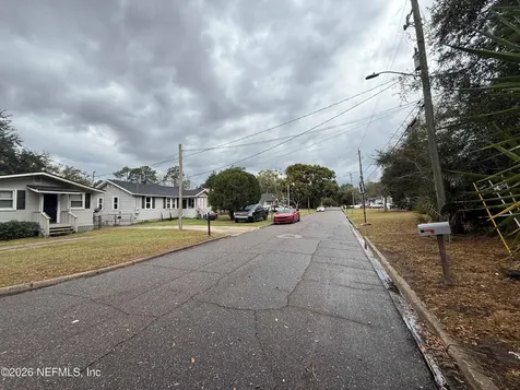 299 E 48th Street Jacksonville FL 32208