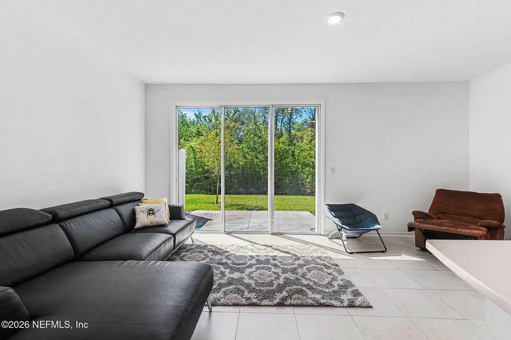 336 Annies Place Jacksonville FL 32218