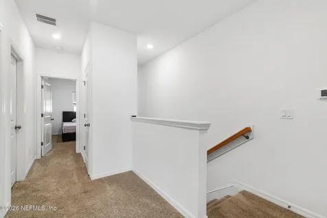 336 Annies Place Jacksonville FL 32218