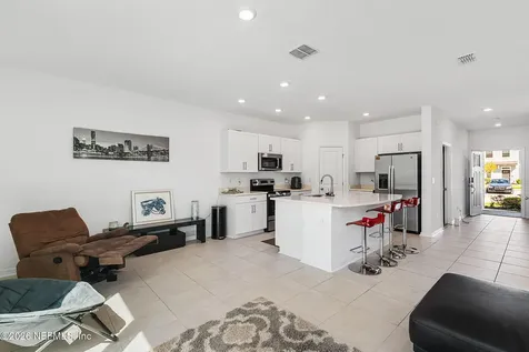 336 Annies Place Jacksonville FL 32218
