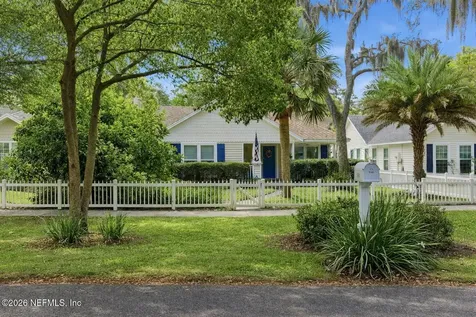 616 Paradise Court Atlantic Beach FL 32233