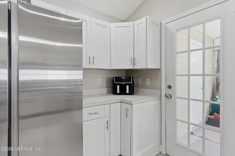 616 Paradise Court Atlantic Beach FL 32233