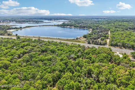 1894 State Road 20 Hawthorne FL 32640