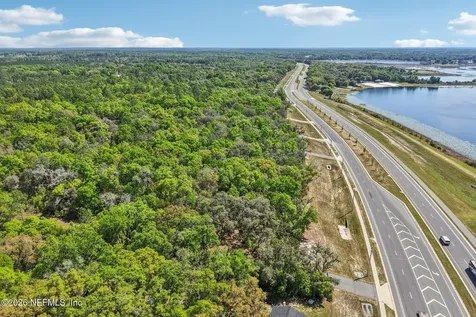 1894 State Road 20 Hawthorne FL 32640