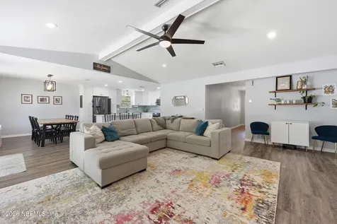 2822 Hilsdale Harbor Way Jacksonville FL 32216