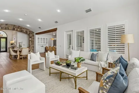 5226 Commissioners Drive Jacksonville FL 32224