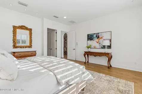5226 Commissioners Drive Jacksonville FL 32224