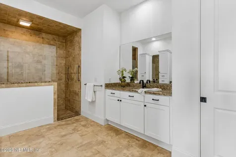 5226 Commissioners Drive Jacksonville FL 32224