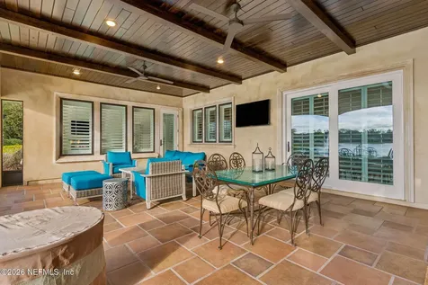 5226 Commissioners Drive Jacksonville FL 32224