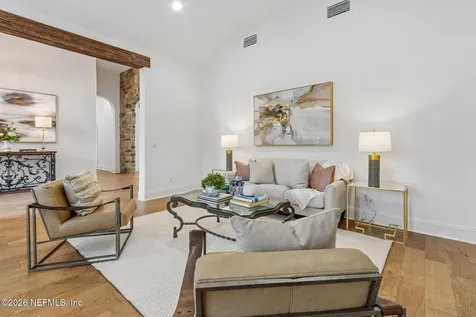 5226 Commissioners Drive Jacksonville FL 32224