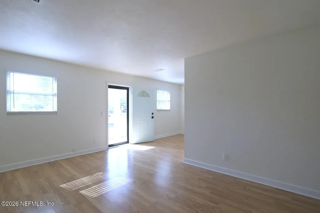 477 Sailfish Drive E Atlantic Beach FL 32233