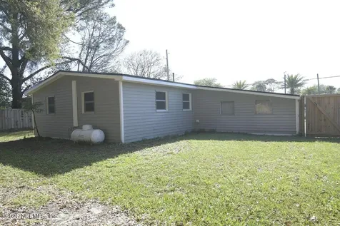 477 Sailfish Drive E Atlantic Beach FL 32233