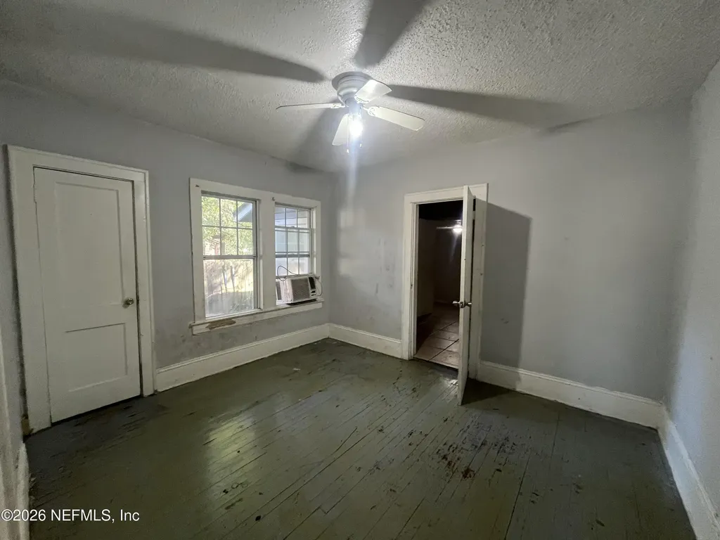 652 Fern Street Jacksonville FL 32206