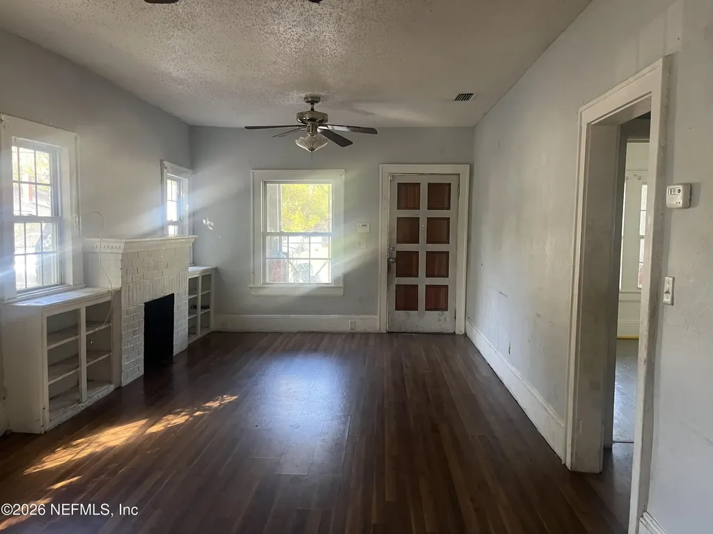 652 Fern Street Jacksonville FL 32206