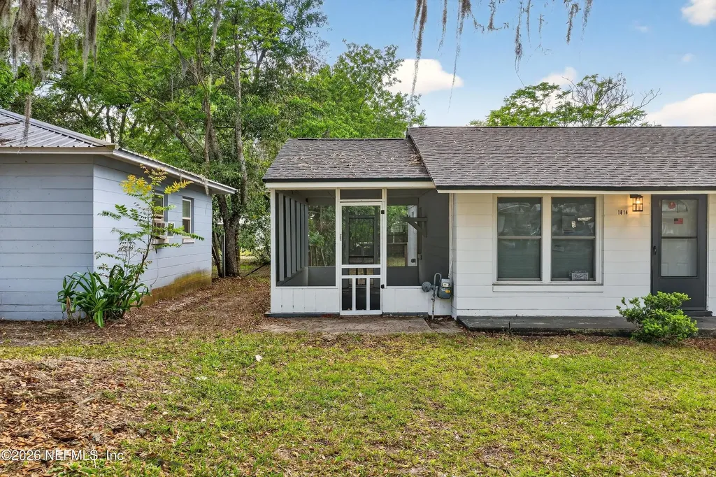 1814 Locust Avenue Palatka FL 32177