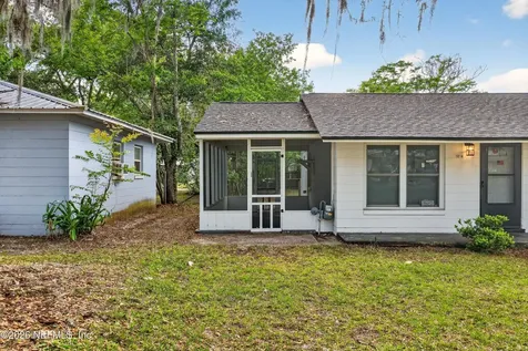 1814 Locust Avenue Palatka FL 32177