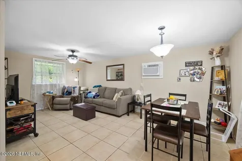 111 Holly Drive Florahome FL 32140