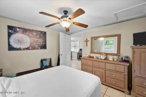 111 Holly Drive Florahome FL 32140