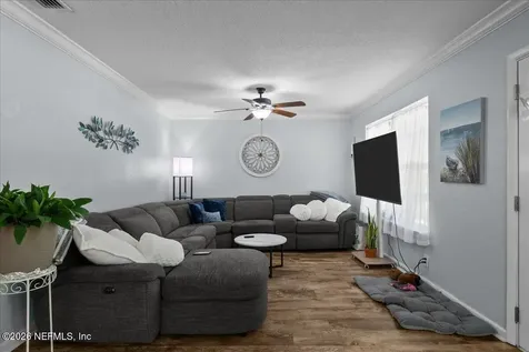 111 Holly Drive Florahome FL 32140