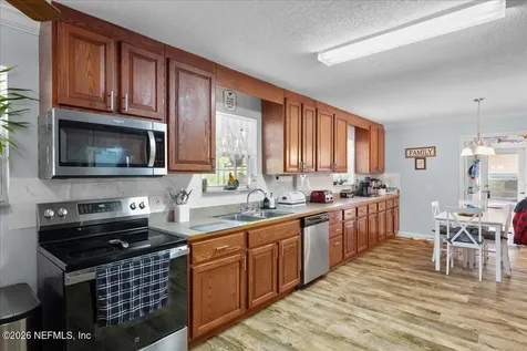 111 Holly Drive Florahome FL 32140