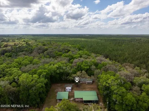 111 Holly Drive Florahome FL 32140