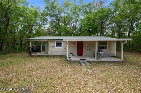 111 Holly Drive Florahome FL 32140