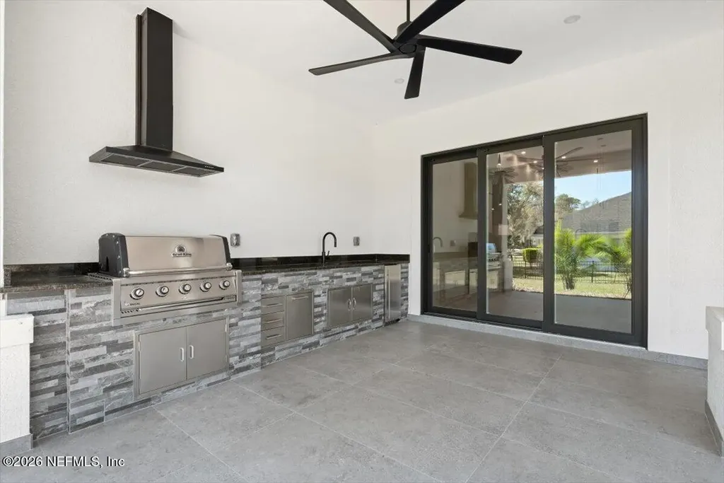 13 Old Oak Drive N Palm Coast FL 32137