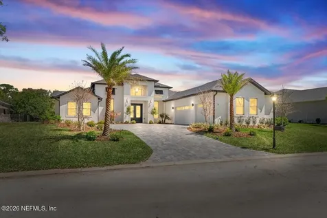 13 Old Oak Drive N Palm Coast FL 32137