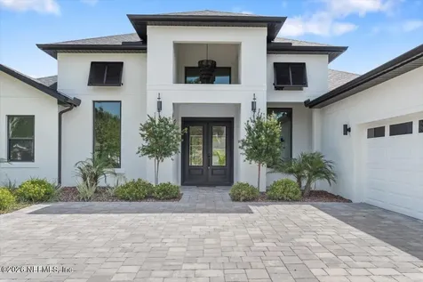 13 Old Oak Drive N Palm Coast FL 32137