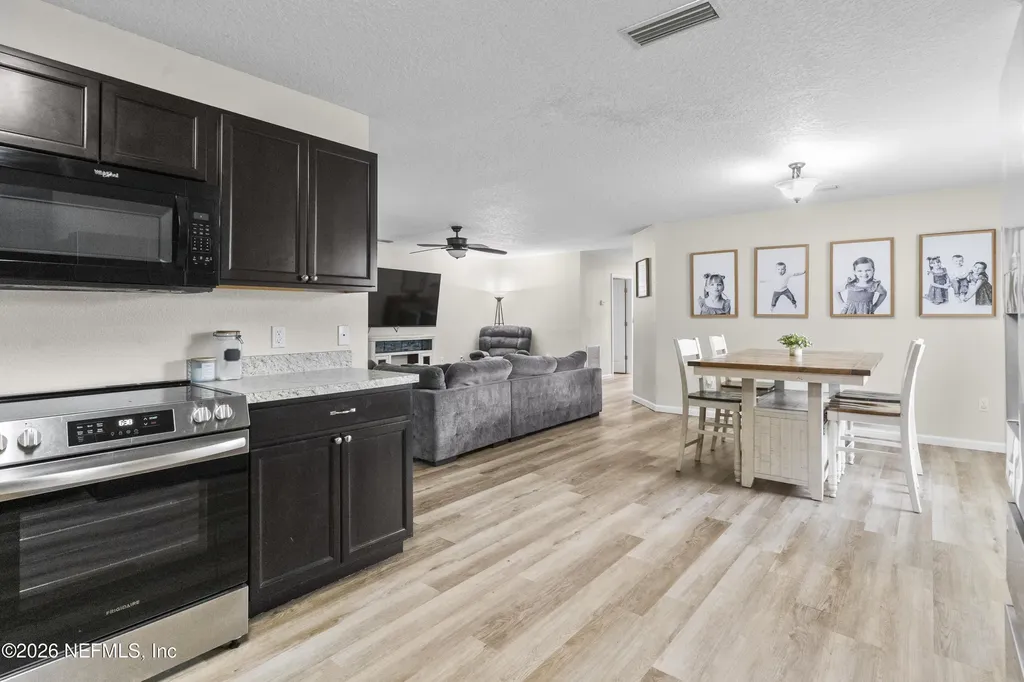 6110 Sands Pointe Drive Macclenny FL 32063
