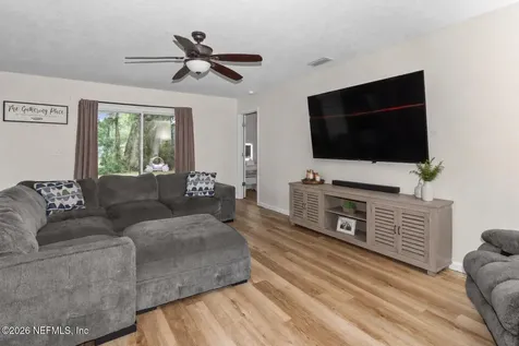 6110 Sands Pointe Drive Macclenny FL 32063