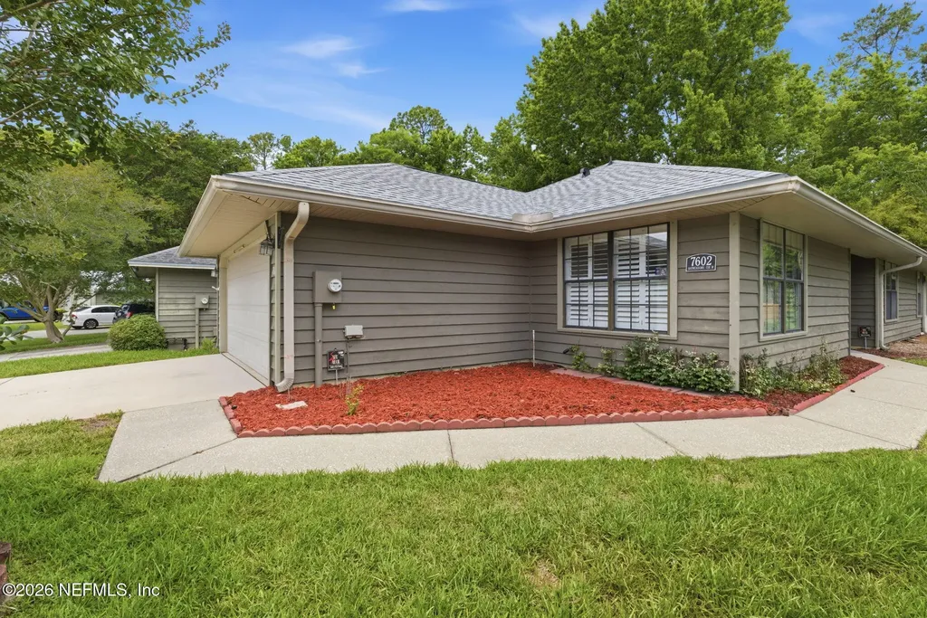 7602 Baymeadows Circle W Jacksonville FL 32256