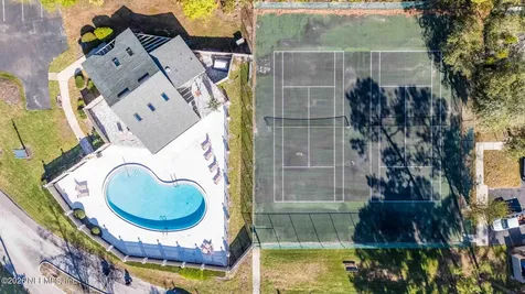 7602 Baymeadows Circle W Jacksonville FL 32256