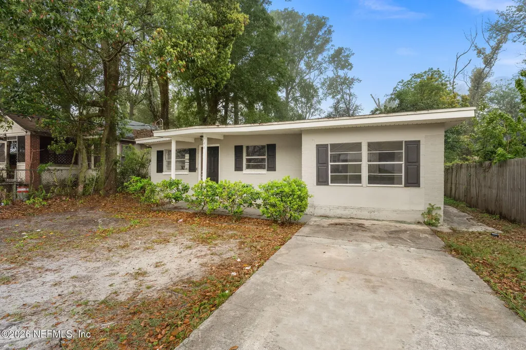 744 Mackinaw Street Jacksonville FL 32254