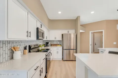 31 E Diamond Drive Palm Coast FL 32164