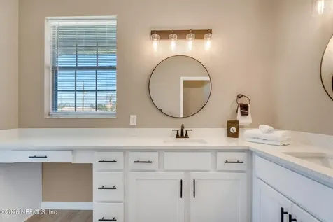 31 E Diamond Drive Palm Coast FL 32164