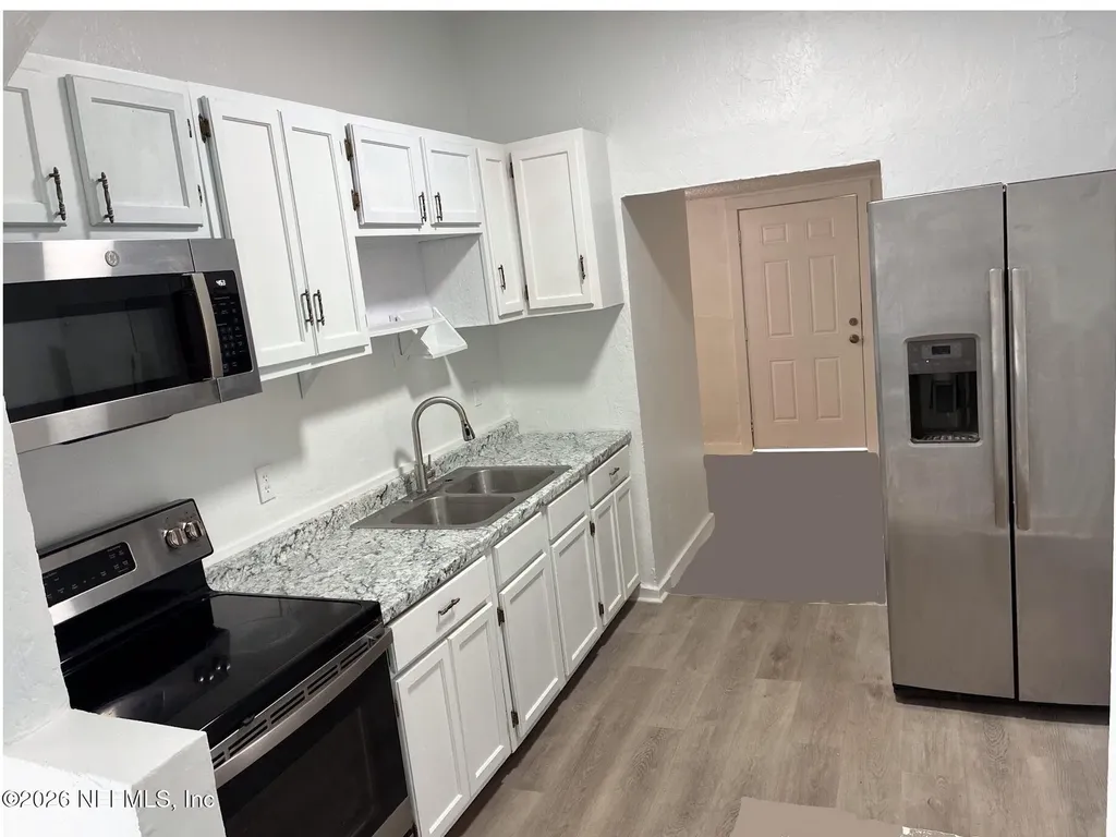 1555 W 6th Street Jacksonville FL 32209