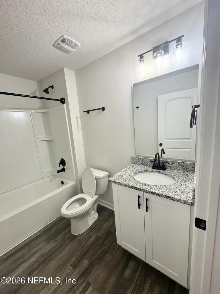 575 River Hill Drive Welaka FL 32193
