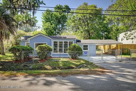 2520 Larsen Road Jacksonville FL 32207