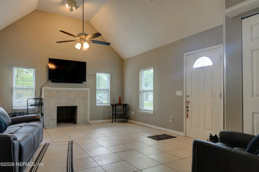 606 Highland Avenue Green Cove Springs FL 32043