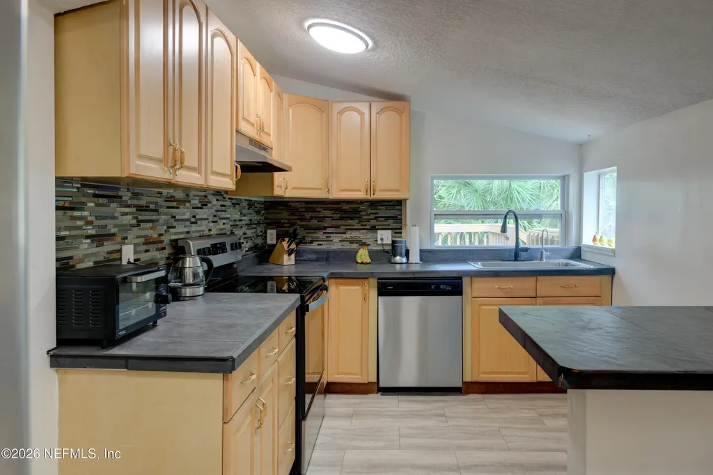 606 Highland Avenue Green Cove Springs FL 32043