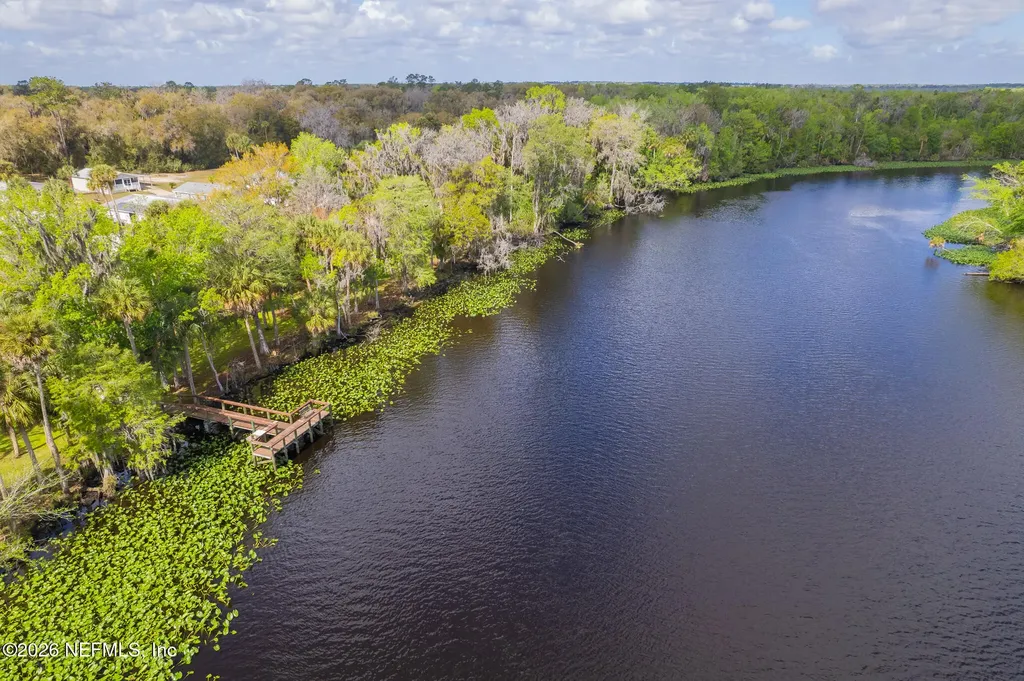 143 Bayou Drive Satsuma FL 32189