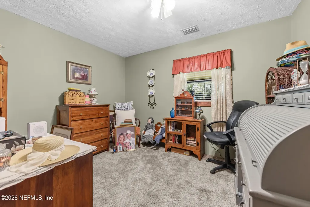 4945 Us Highway 17 Green Cove Springs FL 32043