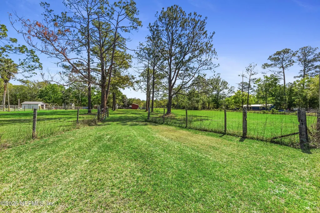 4945 Us Highway 17 Green Cove Springs FL 32043