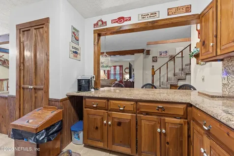 4945 Us Highway 17 Green Cove Springs FL 32043
