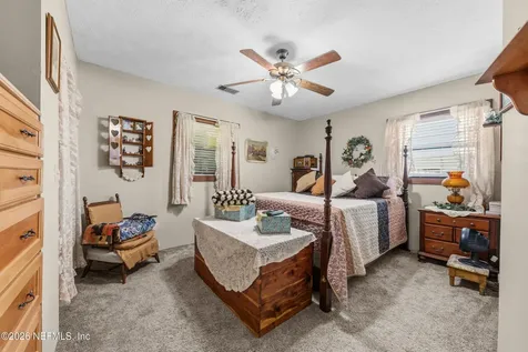 4945 Us Highway 17 Green Cove Springs FL 32043